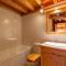 Quiet with mountain view sleeps 6
