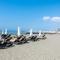 Belora Modern Studio, Sea View 100m to Beach