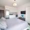 Belora Modern Studio, Sea View 100m to Beach