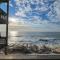 Steps to the Ocean! 129