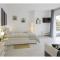 Fantastico 4 - with large private terrace, free parking, air conditioning, BBQ
