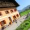 Reschbergerhof Appartements by Geierspichler