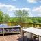 Lake Views! Hot Tub! Family & Pet Friendly!