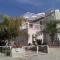 Quiet Top Floor One Bedroom Apartment in Pyla Near Beach