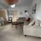 Modern 2BR Apartment 70m from Finikoudes beach