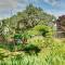 Hilltop Loft Ukiah Vacation Rental!