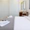 Comfort 3BR & Balcony in City Center by FeelHome