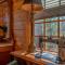 Cedarwood Lodge Cedarwood Lodge