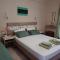 La MER Rooms Peraia