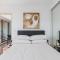 Bright 2-Bed Surry Hills Apartment with Balcony