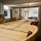 The Holmes Barn - Sleeps 16 - Pet friendly