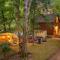 Creekwalk Inn Bed and Breakfast with Cabins