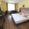 Jade Hotel-Ezüsthíd Hotel