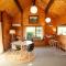 The Birds Nest - Nestled Hideaway