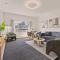 1 Bedroom Apartment with City Skyline Views