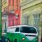 Green Bus unique & private 3 min from Coral Bay