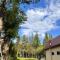 Pineview House