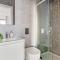 Sanders Crystal 2 Limassol