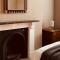 4BR Spacious Home- 5 Mins to City- Free Secure Parking