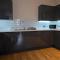 Modern 2 bedrooms apartment in Town centre