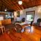 Private Hilltop Home Located Overlooking Roatans Beautiful Turquoise Reef,