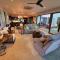 Eagle Ray - A Luxurious Waterfront Villa, Eagle Ray - A Luxurious Waterfront Villa,