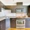 Stylish 1BR, Stampede & Free Parking by Doorbed