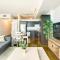Stylish 1BR, Stampede & Free Parking by Doorbed