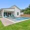 White Dove Pool House- Modern Luxury 4br Home Near Lake Travis Wpool