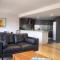 Fiveways Balcony, King Bed, Chefs Kitchen