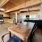 Poncha Creek Mountain Lodge, Near Monarch Mtn
