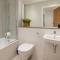 Landvue Stays, Modern, 2 bed apartment with free parking!