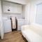Chic And Cosy Newly Renovated Near The Beach