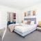 404 Big Beautiful One Bed & Balcony