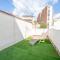 HomeHolidaysRentals Arlene