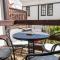 Beach Apartment Ohrid - Near Beach, Balcony and Free Parking