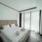 Luxurious Pearl Penthouse by HolidayKeys