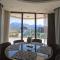 Luxurious Pearl Penthouse by HolidayKeys