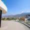 Luxurious Pearl Penthouse by HolidayKeys