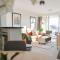 Harbour Home 2BR Apt - Family Friendly Gem