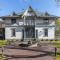 Roze Peldu Residence