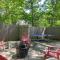 Sunroom Expansive Patio Fenced Yard