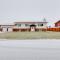 Fairbanks Alaskan Abode about 1 Mile to Pioneer Park!