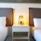 Unique Rentals-Seafront Luxe Suites
