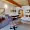 Timberline Condominiums Studio Unit 115