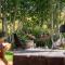 RAZBIBRIGA - Riverside Camping Pod by IGLENA