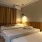 Cristal Palace Inn