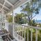 Whalers Retreat - Hyams Beach 3BR cottage
