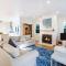This Is It - stylish 4-bedroom Vincentia retreat