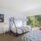 Sticks by the Sea - pet-friendly coastal home